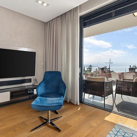 Luxury Apartment Iris Adriatica ***** Opatija Exterior foto